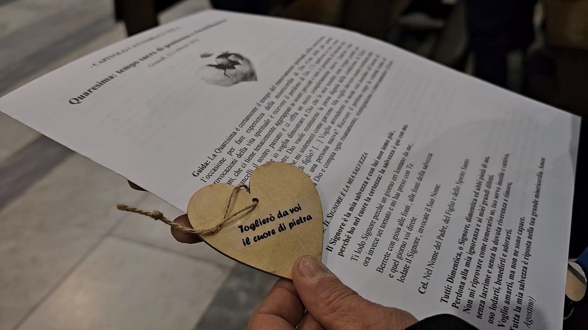 Quaresima e riconciliazione: la catechesi di monsignor Erasmo Napolitano 