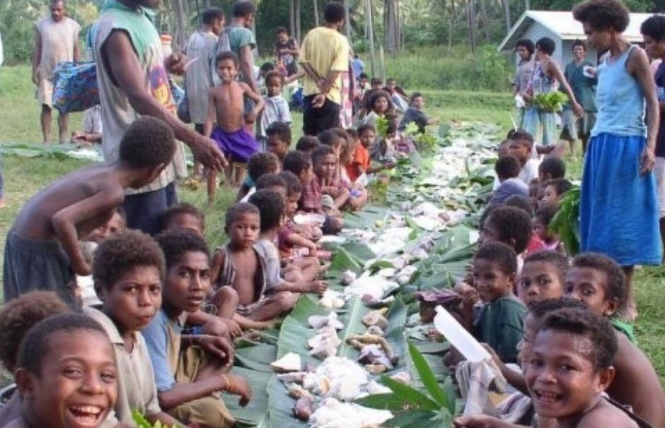 Un banchetto per tutte le genti: così Nola celebra la Giornata missionaria mondiale 