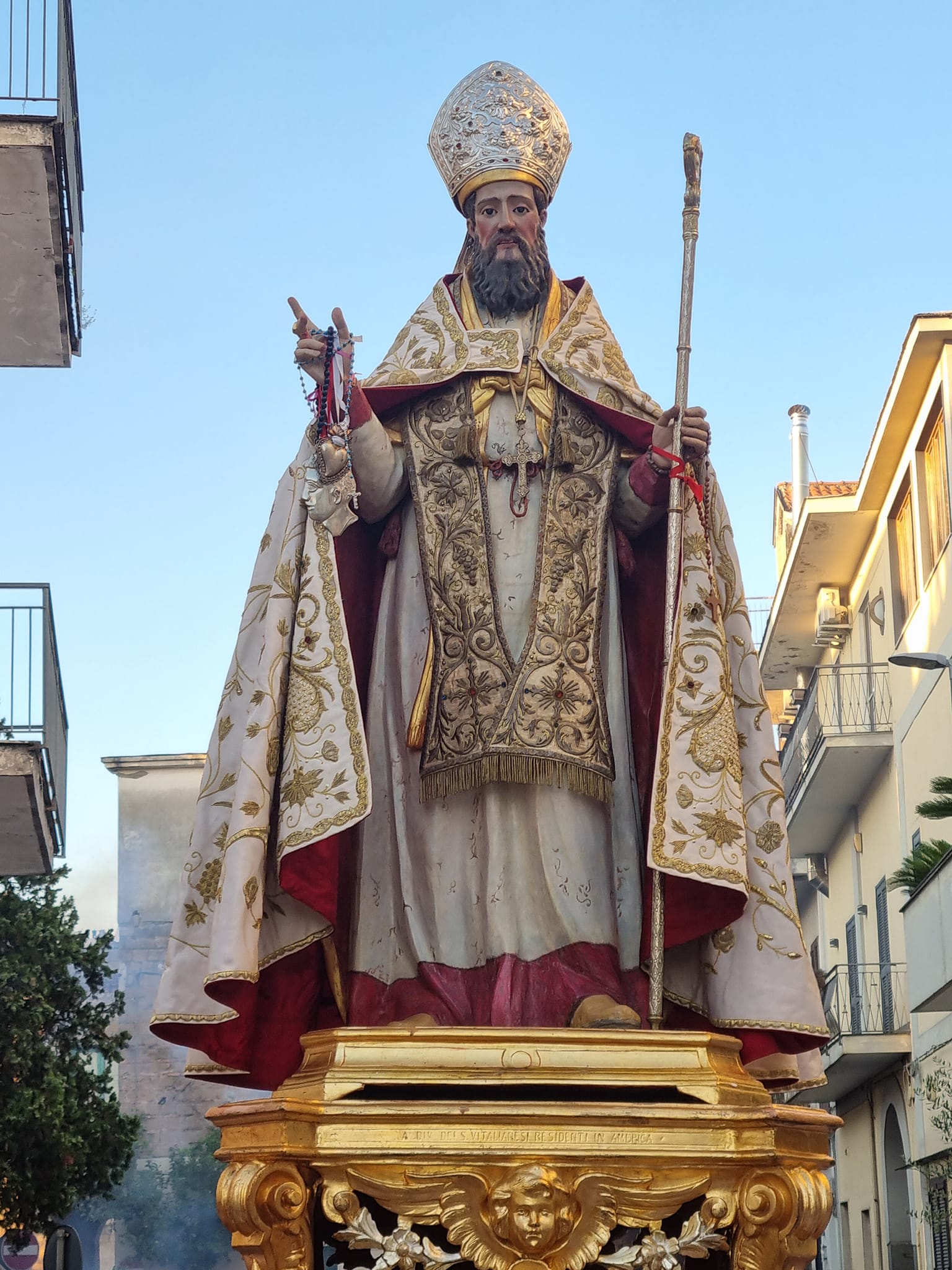Il vescovo Di Donna a San Vitaliano per la festa patronale 