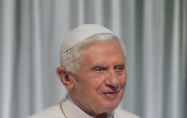 In preghiera per Benedetto XVI