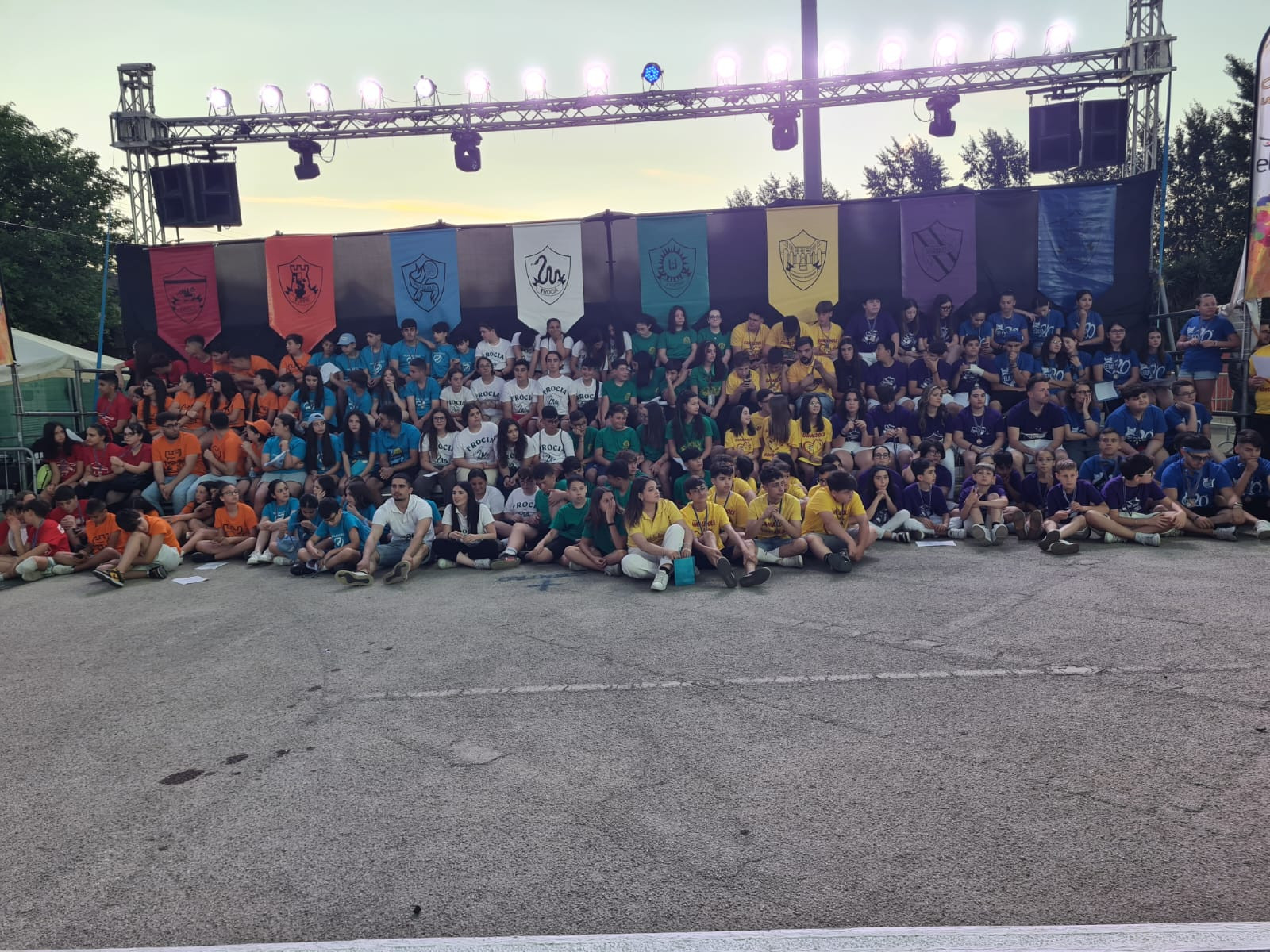 Scisciano in festa con i colori dell'arcobaleno